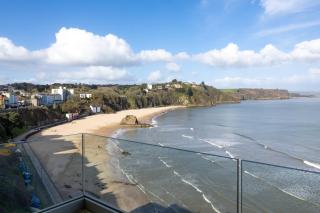 Royal Victoria Court 11 - Sea and Harbour Views - Tenby - 8