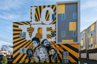 East Nash Lux - 13 Beds & City Views - 3