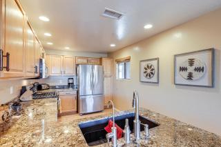 Quiet Condo with Pool Access, 4 Mi to TPC Scottsdale - Scottsdale - 3