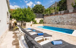 2 Bedroom Stunning Home In Desne - Desne - 1