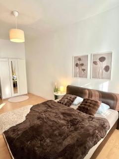 Apartment Caroline - Old Town, AC - Bratislava - 4