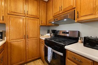 Charming 2 Room La Mesa Casita w/ Pool, BBQ & Yard - 8