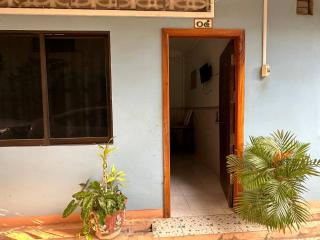 Palm Tree Guest House - Battambang - 5