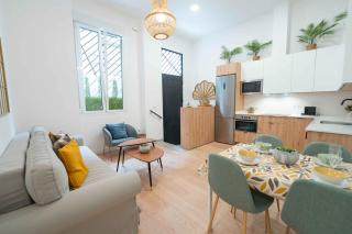 Apartamento a estrenar junto al centro de la ciudad - Seville - 0