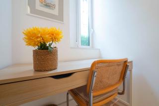 Apartamento a estrenar junto al centro de la ciudad - Seville - 1