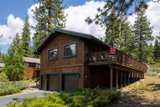 Cozy 3BDR - 1 Minute to the Beach! - Tahoe Vista - 6