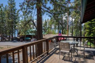Cozy 3BDR - 1 Minute to the Beach! - Tahoe Vista - 7