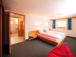 Country Wellnesshotel Bündnerhof - 2