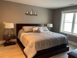 First Class Suite on East Grand Traverse Bay - Traverse City - 4