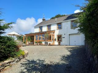 Castle Reach Newport, Pembrokeshire - Newport - 0