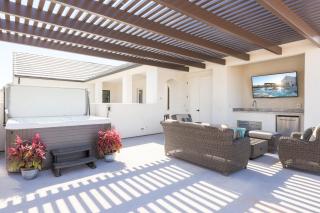 Elim Valley Resort 4288 Brand New Home!! Private Pool, Hot Tub, & Game room - Hurricane - 1