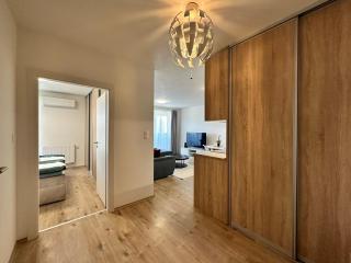 Novozariadený apartmán pri Starom moste - Bratislava - 1
