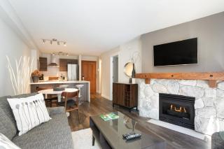 Lost Lake Lodge by Whistler Premier - Whistler - 7