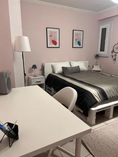 Cozy Apartment in Neos Kosmos - Athens - 0
