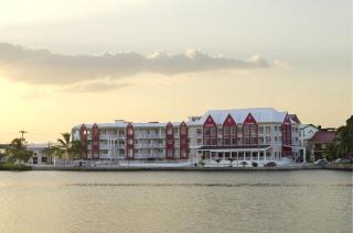 Ramada by Wyndham Tikal Isla de Flores - Flores - 0