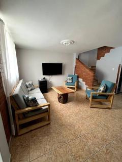 Casa amplia, en lugar tranquilo - San Gil - 0