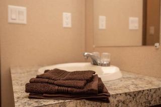 Seaside Serenity - Holiday Home Sleeps 10 - Dickinson - 4