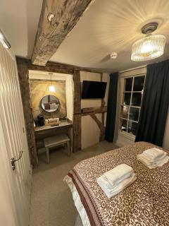 The White Lion Hotel - Upton upon Severn - 4