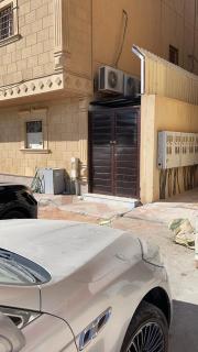 Apartment with a private yard - Riad - 1