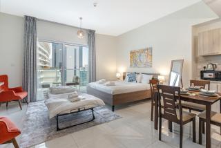 Spacious studio I City skyline view I Sleeps 3 - Dubai - 3