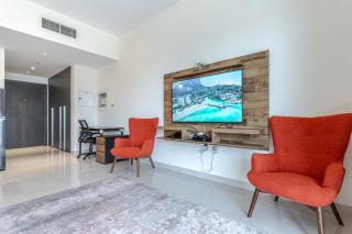 Spacious studio I City skyline view I Sleeps 3 - Dubai - 2