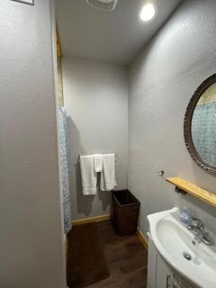 Downtown Apartment Del Norte Colorado Apartment B - 3