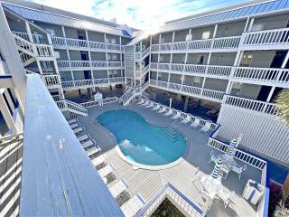 Regatta - Gulf Shores - 0