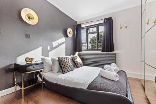 2 Bedroom Stylish Flat Central London - 0