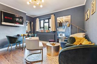 2 Bedroom Stylish Flat Central London - 9
