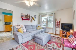 Birchwood Cottage with Red Cedar Lake Access! - 7