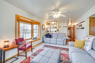 Birchwood Cottage with Red Cedar Lake Access! - Birchwood - 6