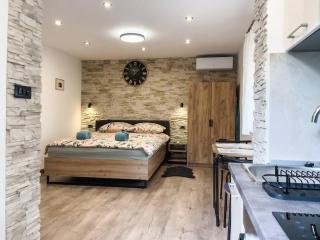 Cozy Newly-Renovated Apartment Ivan - Rijeka - 0