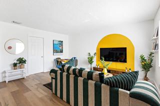 Lovely 2 BR condo in Sailboat Bend - 8