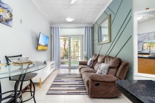 Cozy, upscale apartment centrally located in Kgn 6 - 2