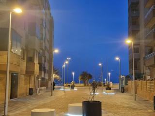 Apartamento en paseo marítimo Almería - Almería - 9