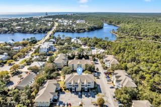 Coastside 2 BR with 2BA Sleeps 6 Bikes and Pool View - Santa Rosa Beach - 9