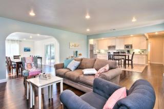 Walk To Disneyland, Watch Firework Front Yard, SPA - 3