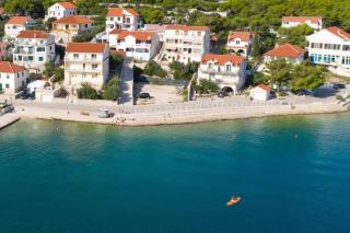 Apartments by the sea Jezera, Murter - 22632 - 9