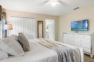 4 Bd 3 Ba Storey Lake 4931 Wa - 5