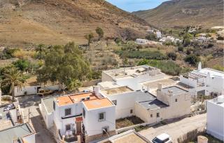 Awesome Apartment In Hortichuelas - Las Hortichuelas Bajas - 3