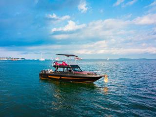Queen Ruizi Private Yacht Charter - Pesanggaran - 0