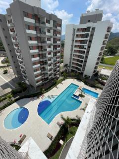 Apartamento no 9° andar com piscina - Caraguatatuba - 0