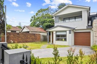 Luxury Retreat & Spacious 4BR House in Willoughby - Sídney - 8