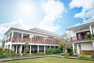 Louis Kienne Bandungan - 0