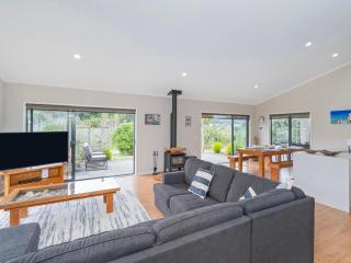 Sun Seekers Lookout - Whitianga Holiday Home - Whitianga - 4