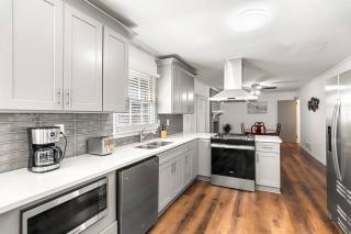 4-Bed 2-Bath Pet Friendly Home in Stonecrest - Lithonia - 4