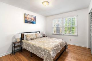 4-Bed 2-Bath Pet Friendly Home in Stonecrest - Lithonia - 1