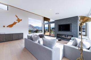 Kereru Alpine Elegance - Wanaka - 1