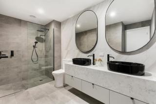 Fitzroy North Apartments by Urban Rest - 1