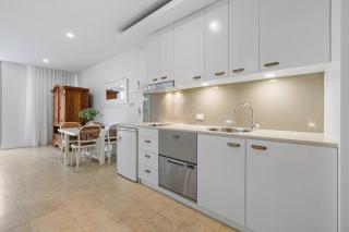 La Petit Unite - Luxe Santai Studio by uHoliday - Casuarina - 5